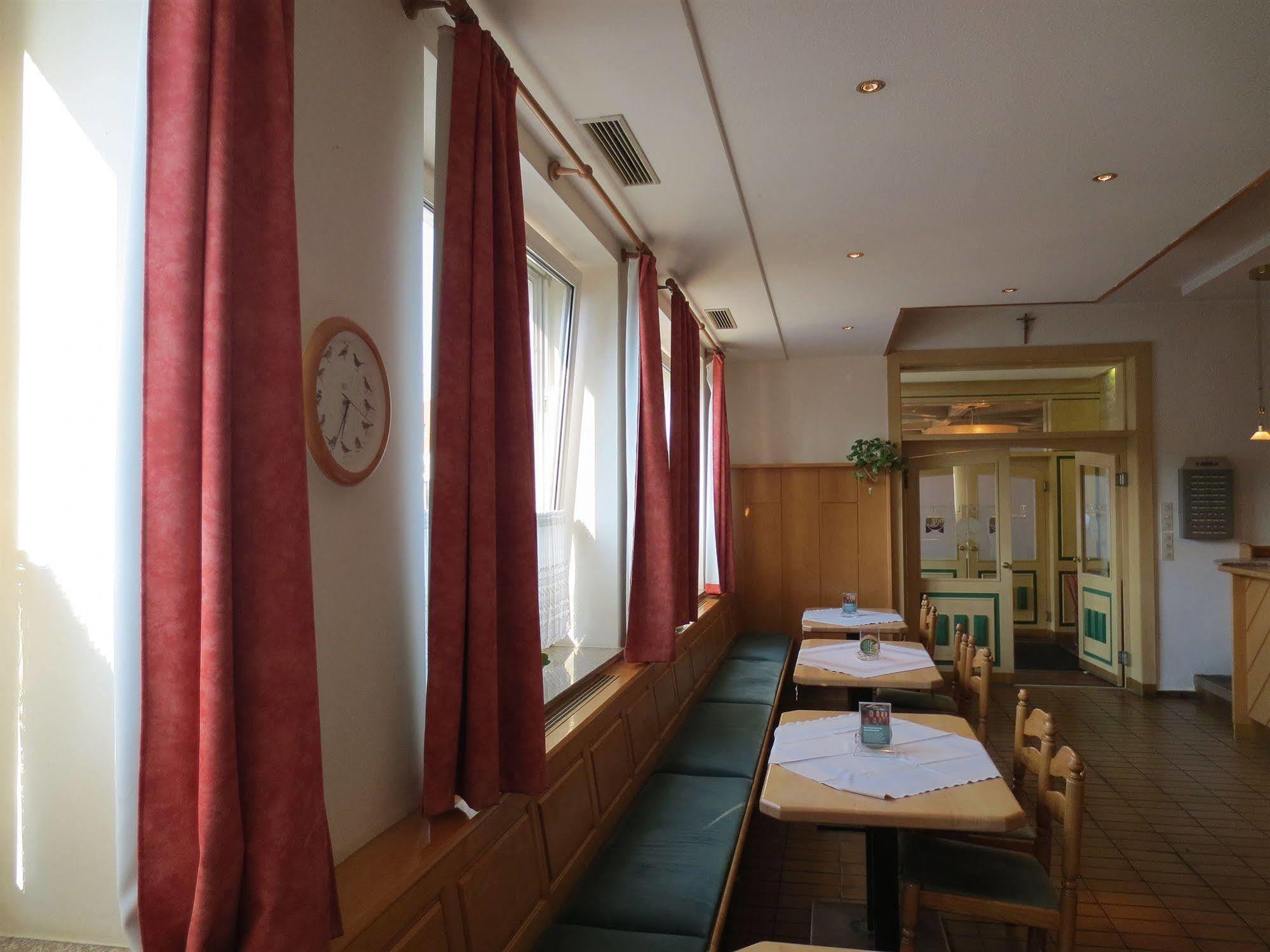 Hotel Zur Post Illmitz Dış mekan fotoğraf